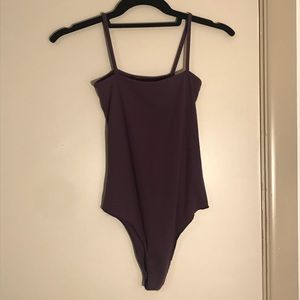 brandy melville anne bodysuit (purple)
